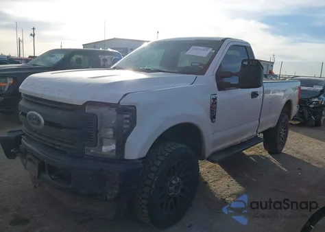 2018 Ford F-250 Xl z USA, uszkodzony, nr VIN 1FDBF2B68JEC12391